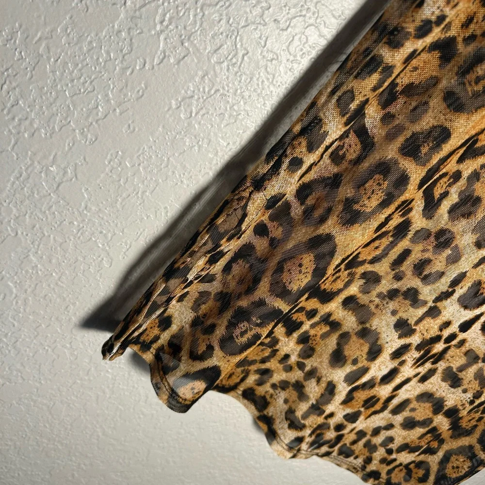 Smoke 💨 & Mirrors 🪞 Leopard Print Dress 👗 - Picture 3 of 4